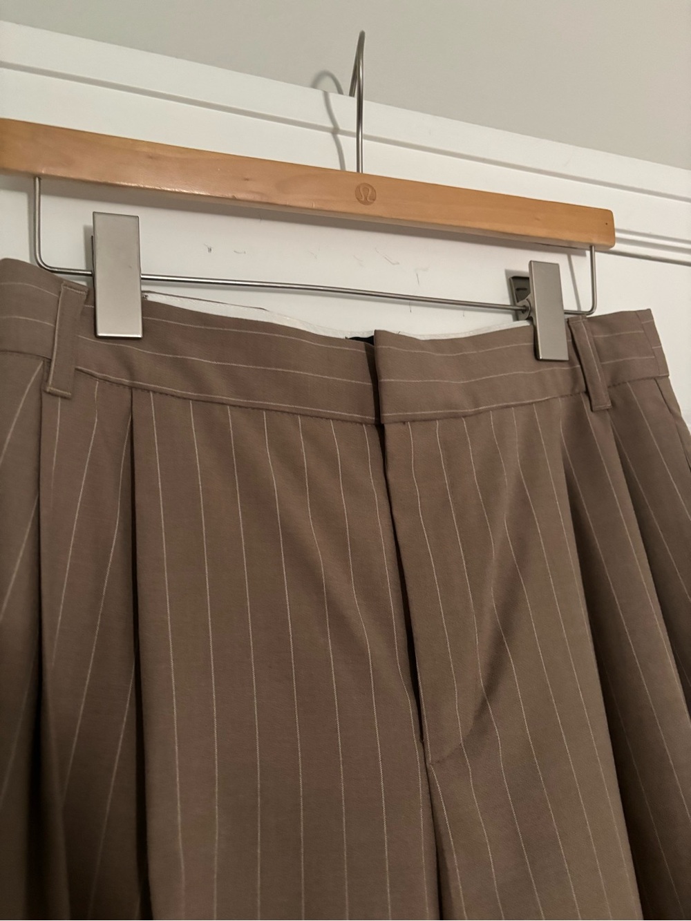 High-Waist Wide-Leg Pinstripe Trousers — Brown - Picture 4 of 8